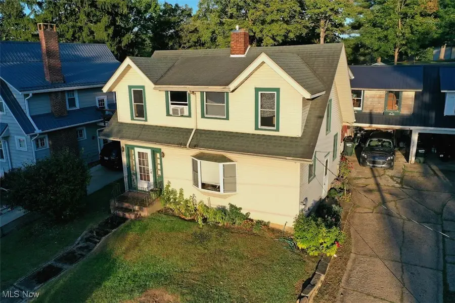 910 Fairview Avenue, Millersburg, OH 44654 - #2