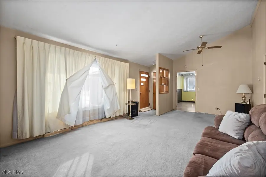 24400 Rosita Lane, North Olmsted, OH 44070 - Image #2