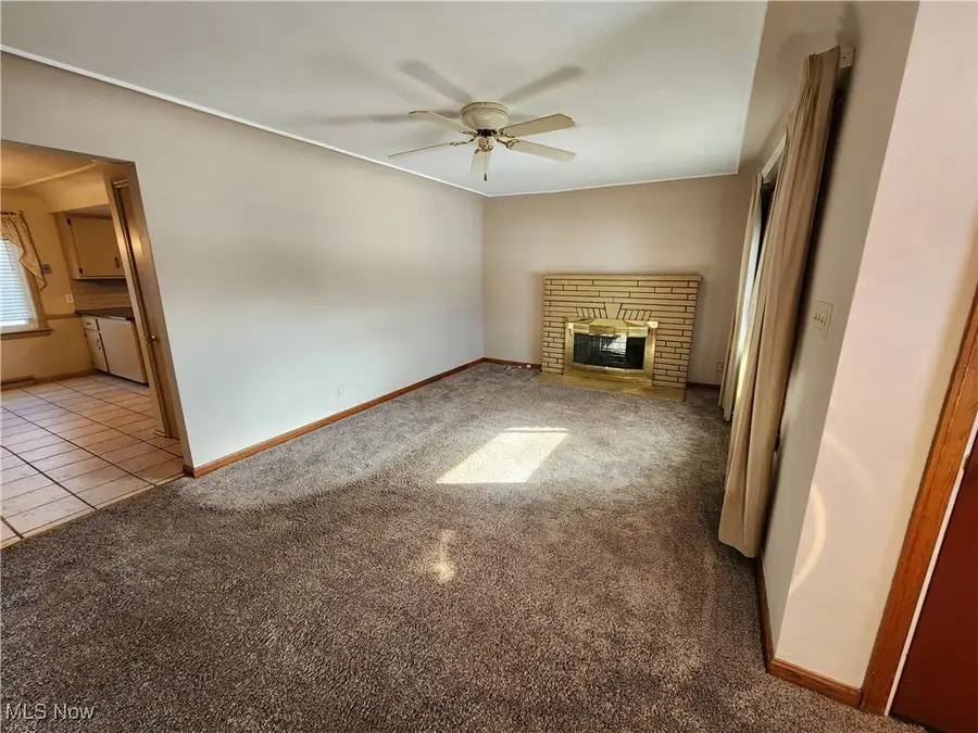 587 Edison Street, Struthers, OH 44471 - #2