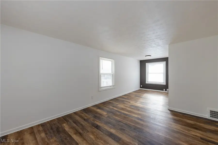 21610 Crystal Avenue, Euclid, OH 44123 - Image #2