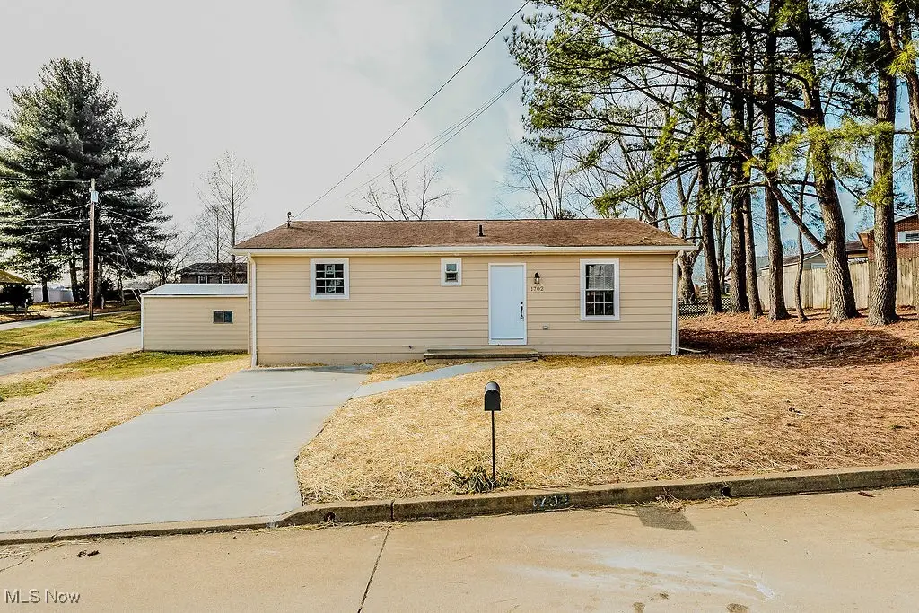 1702 Princeton Street, Parkersburg, WV 26101 - Image #1