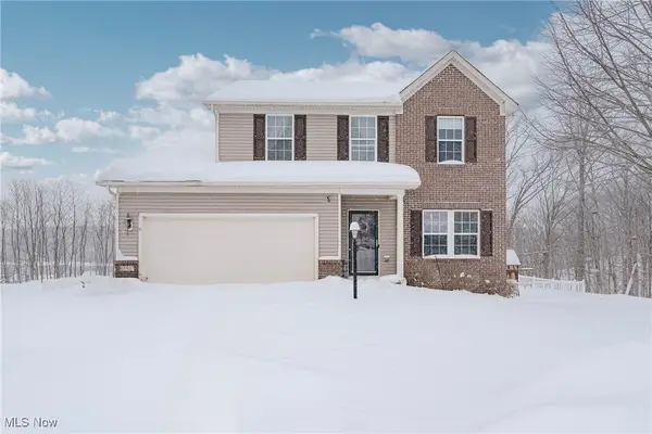 6382 Stonehaven Lane, Bedford, OH 44146
