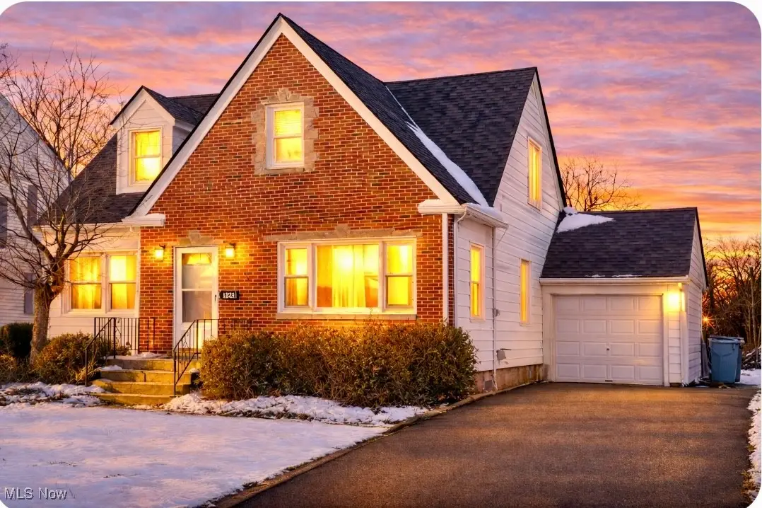 824 Highland Park Boulevard, Lorain, OH 44052 - Image #1