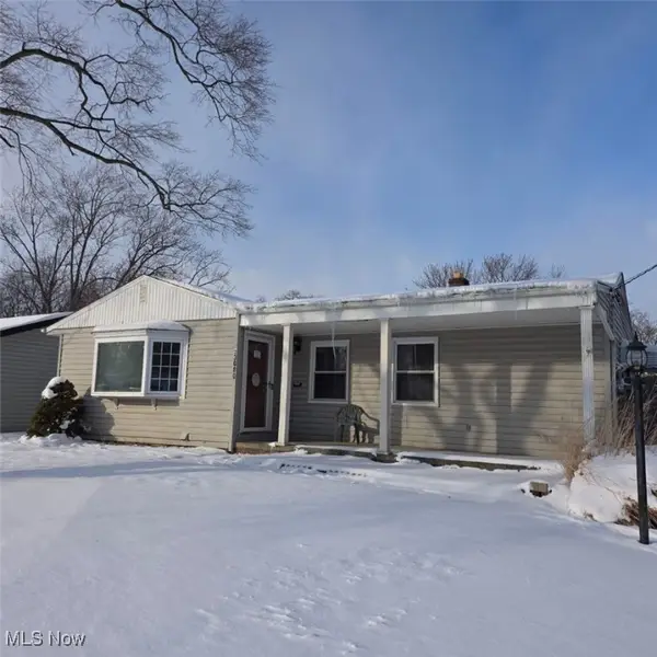 23080 Mildred Avenue, North Olmsted, OH 44070