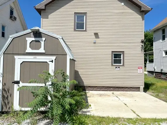 1113 Laurel Avenue, Akron, OH 44307 - Image #2