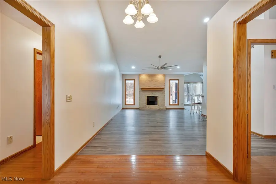 5813 Cleveland Massillon Road, New Franklin, OH 44203 - #3