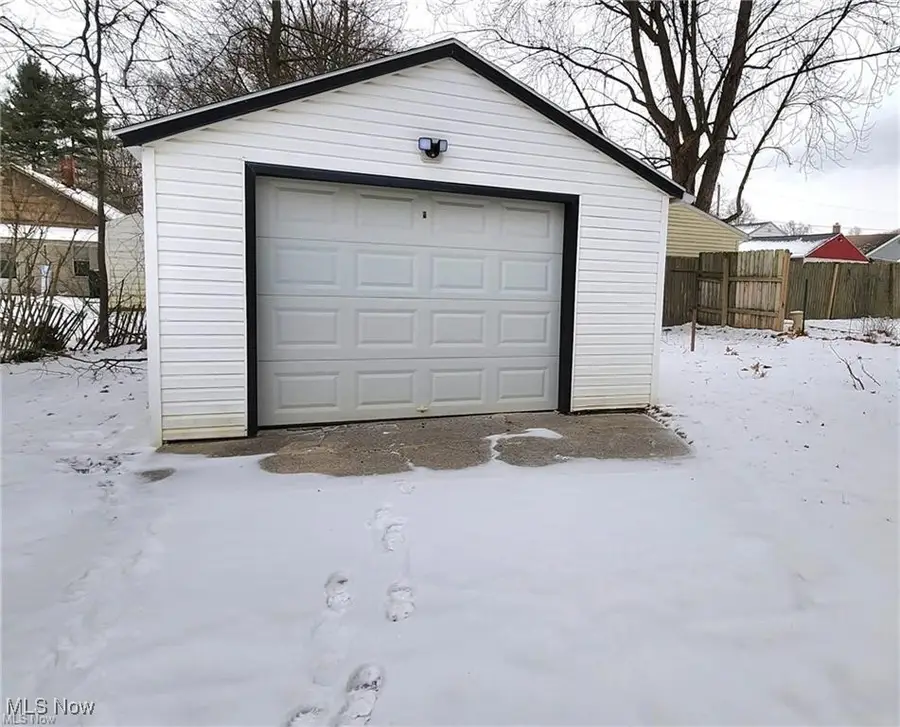 801 Triplett Boulevard, Akron, OH 44306 - Image #3