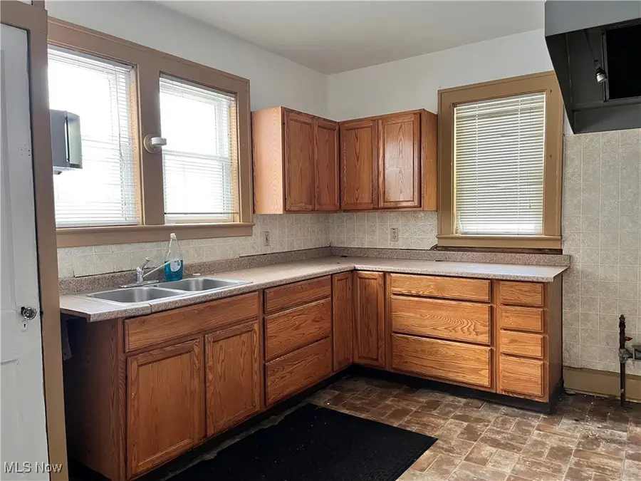 4125-4129 Station Avenue, Ashtabula, OH 44004 - #2