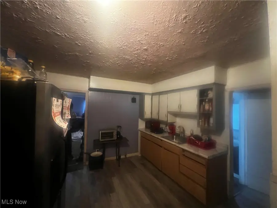 3812 E 54th Street, Cleveland, OH 44105 - #2