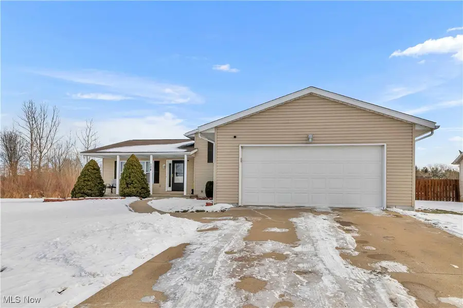 704 Black Bear Run, Lagrange, OH 44050 - #2