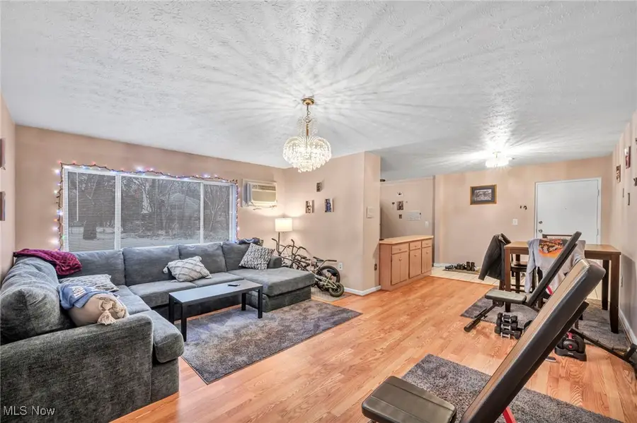 5200 Royalton Road #D-8, North Royalton, OH 44133 - Image #3