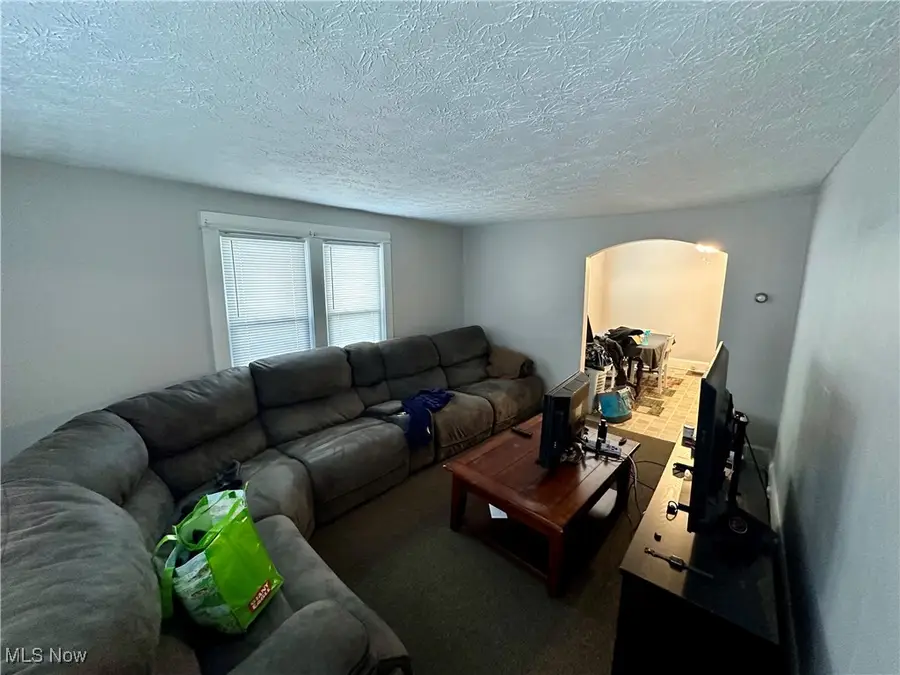 705-707 Seneca Ne Street, Massillon, OH 44646 - Image #2