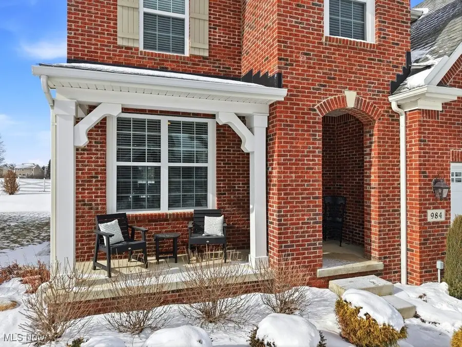 984 Hawkin Lane, Aurora, OH 44202 - Image #2