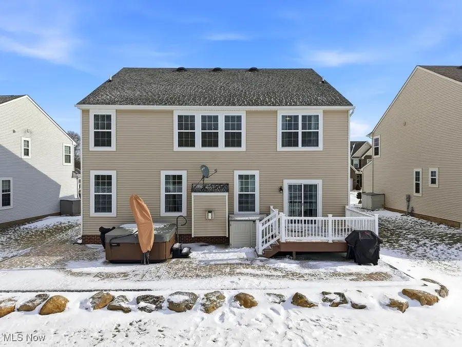 984 Hawkin Lane, Aurora, OH 44202 - Image #3