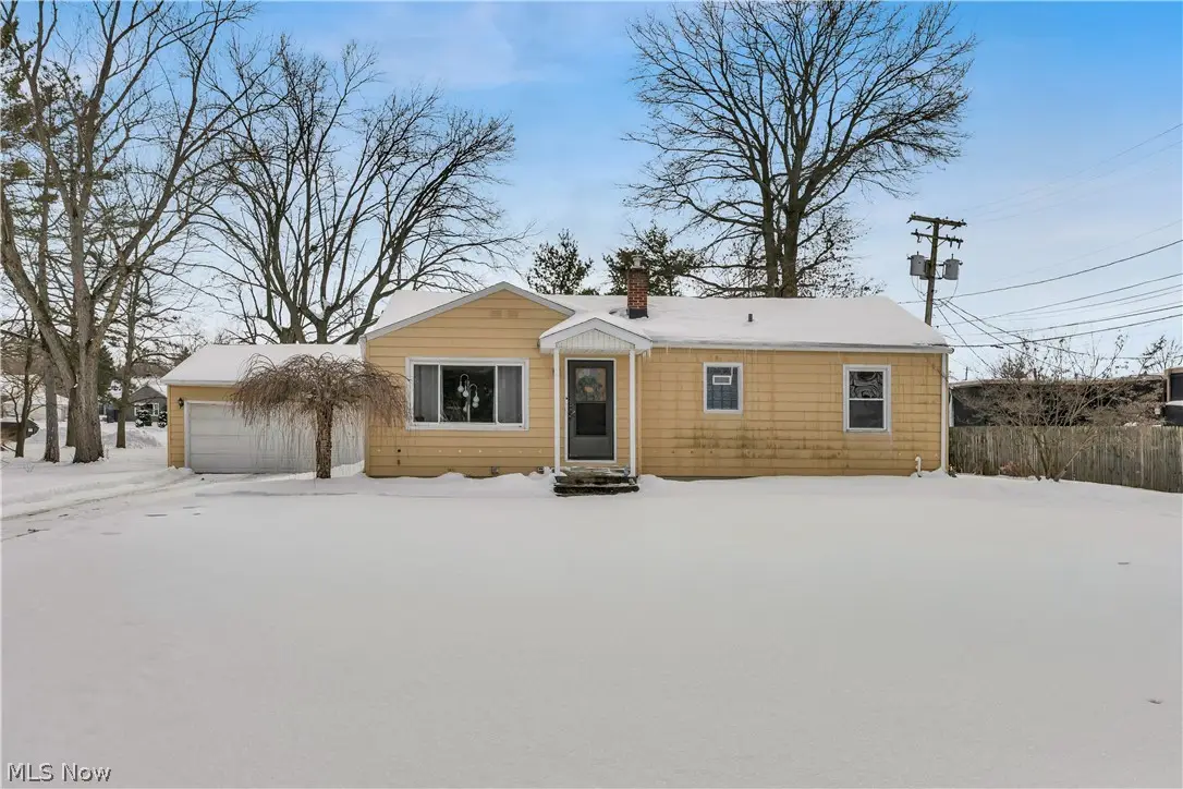 46 Ohlin Drive, New Middletown, OH 44442 - #1