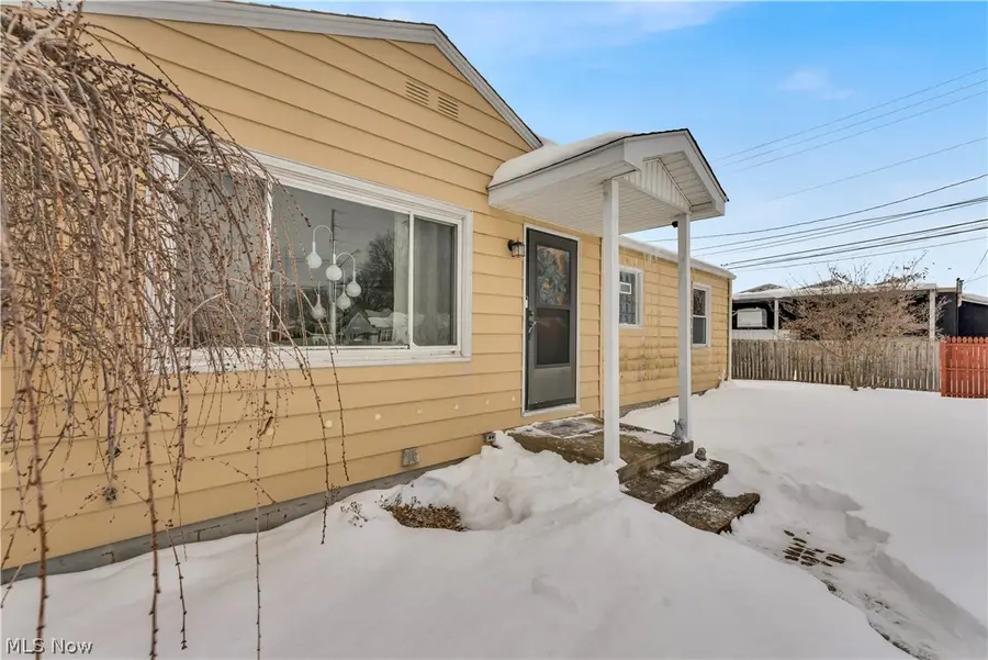 46 Ohlin Drive, New Middletown, OH 44442 - #3