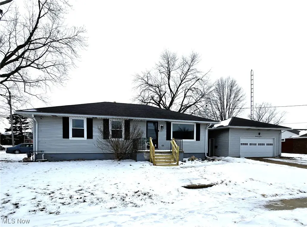 1207 W 38th Street, Lorain, OH 44053 - Image #1