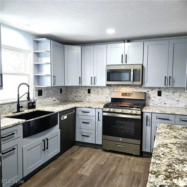 1207 W 38th Street, Lorain, OH 44053 - Image #2