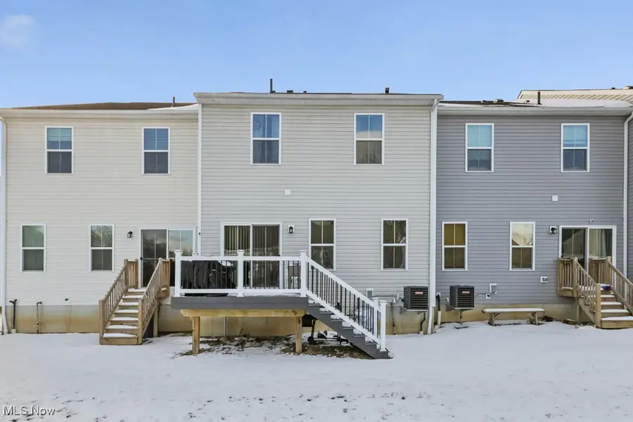 1121 Meadow Run, Copley, OH 44321 - #3