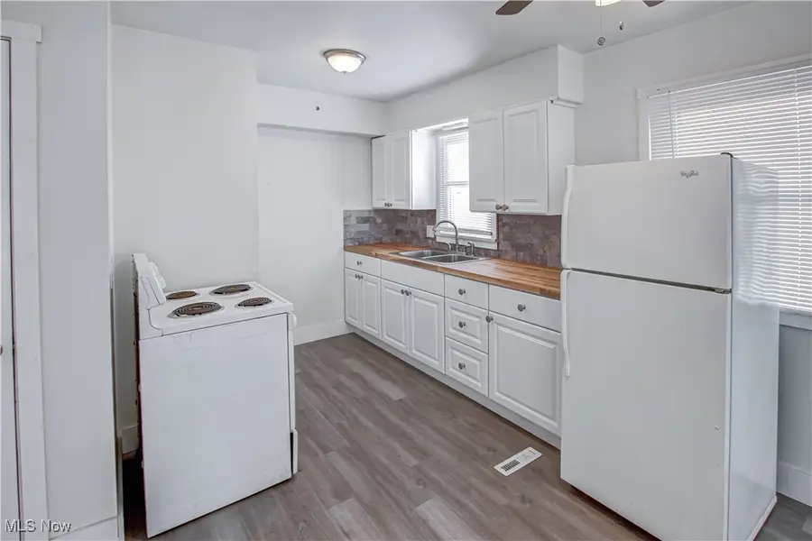 175-177 2nd St 262-264 E Paige Ne Street, Barberton, OH 44203 - Image #3