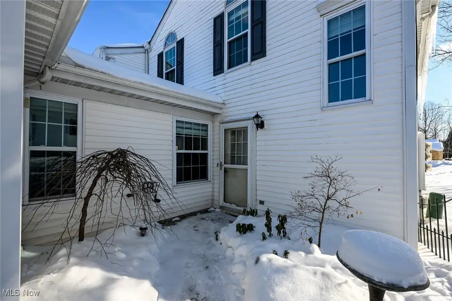 7121 W Cross Creek Trail, Brecksville, OH 44141 - #3