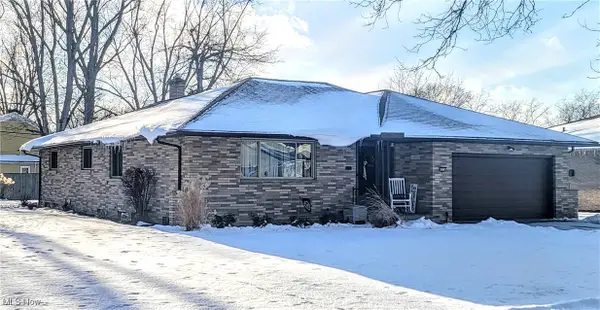 6826 Anthony Lane, Parma Heights, OH 44130