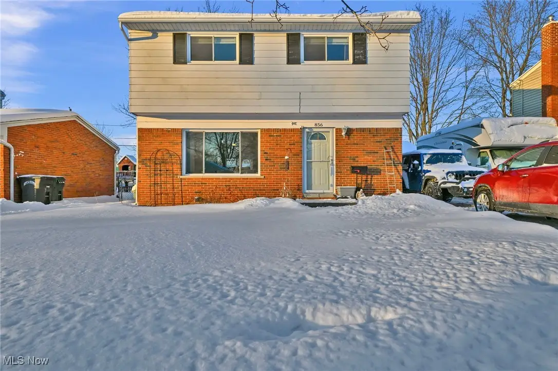 856 Salem Avenue, Elyria, OH 44035 - Image #1