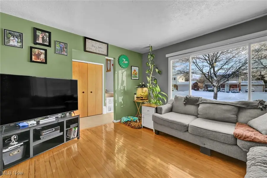 856 Salem Avenue, Elyria, OH 44035 - Image #2