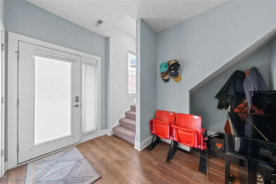 2104 Freeman Avenue, Cleveland, OH 44113 - #3