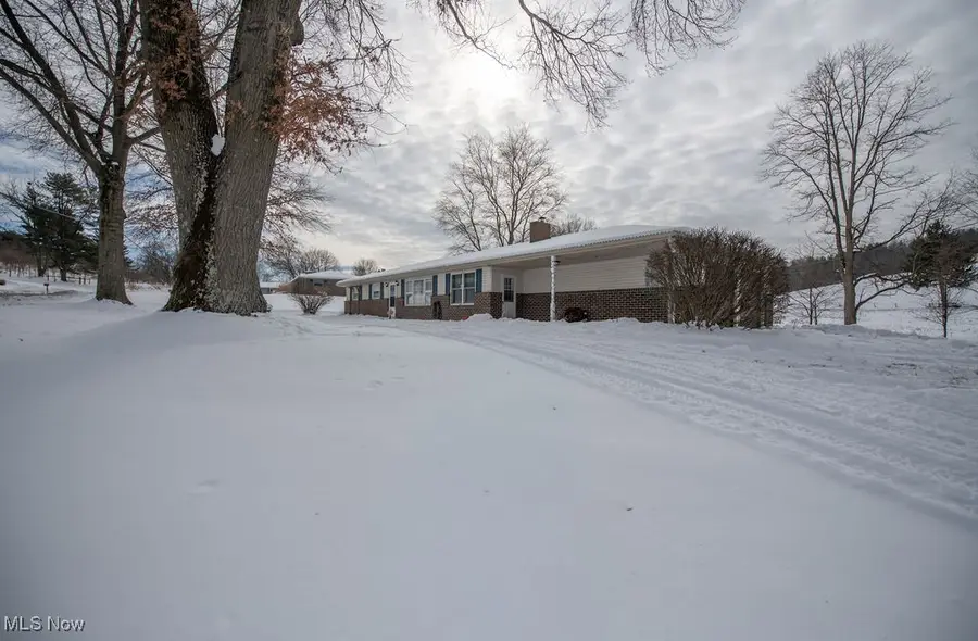 4022 State Route 516 Nw, Dover, OH 44622 - #3