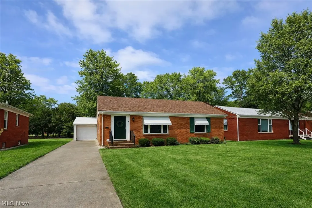 487 Karen Drive, Berea, OH 44017 - #1