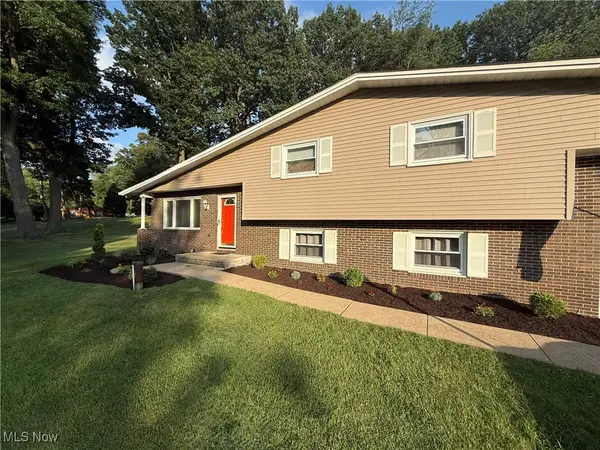 730 Vincent Nw Road, North Canton, OH 44720