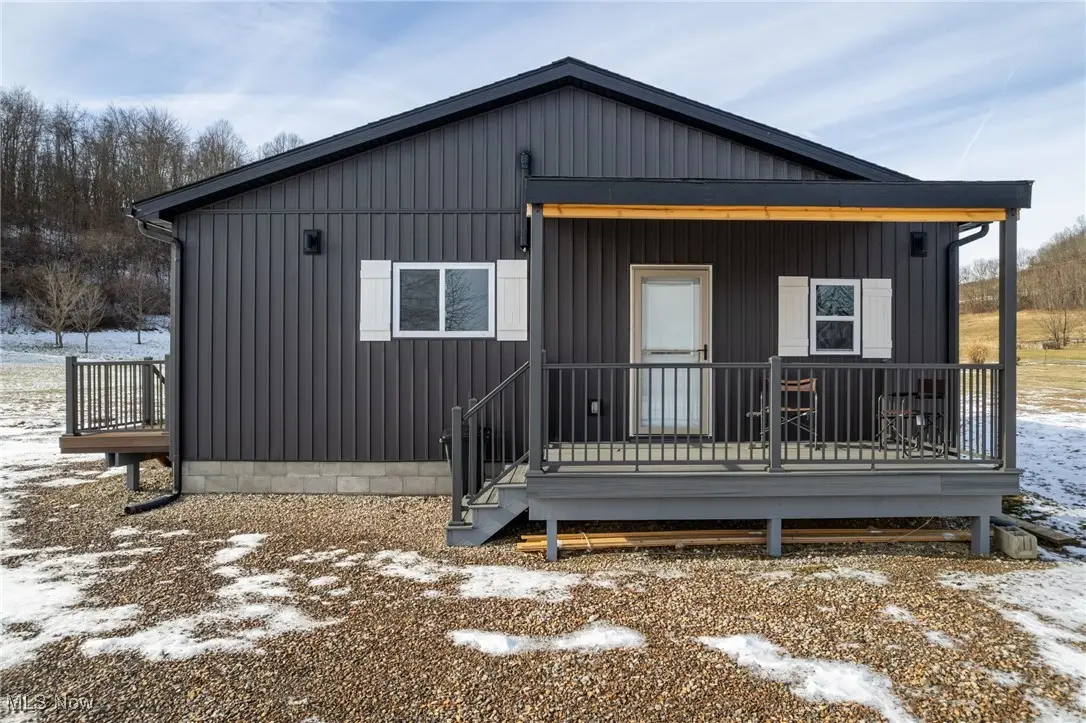 8580 Wolford Se Road, Uhrichsville, OH 44683 - #1