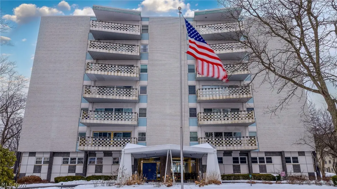 275 N Portage Path #7B, Akron, OH 44303 - #1