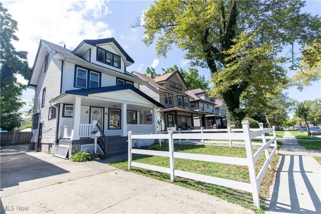 9800 Parmelee Avenue, Cleveland, OH 44108 - Image #1
