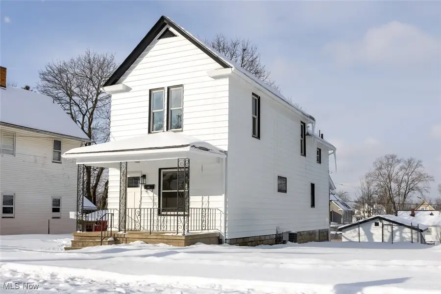 214 N Bentley Avenue, Niles, OH 44446 - #3