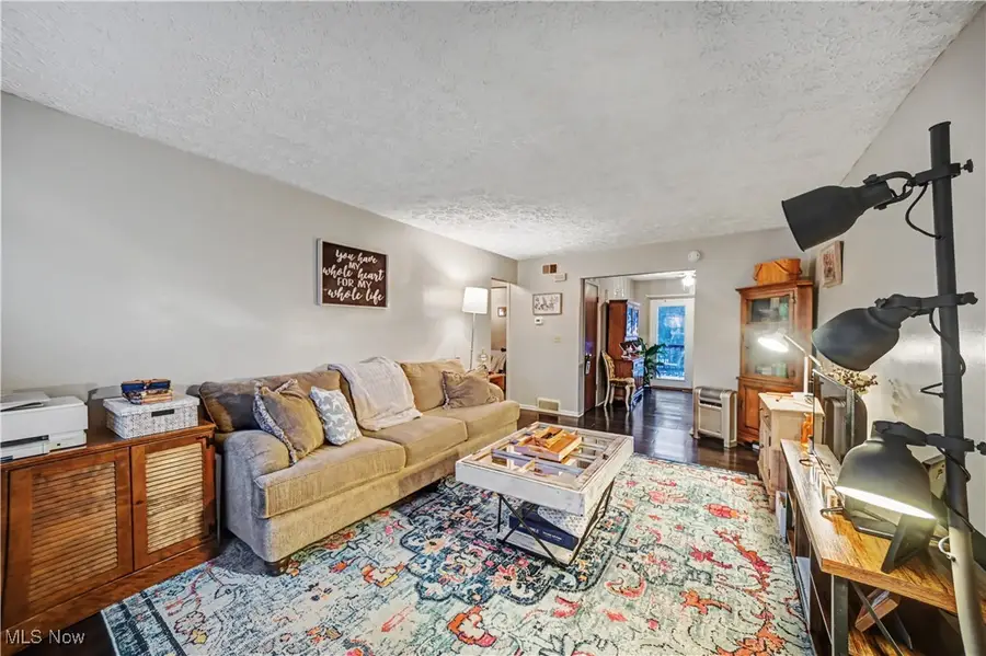 151 W Smiley Avenue #C & D, Shelby, OH 44875 - Image #3