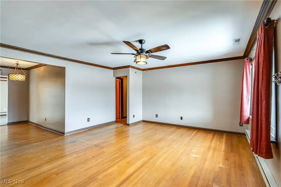 398 Crestview Avenue, Akron, OH 44320 - Image #3