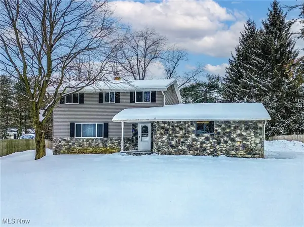 8499 Sherri Nw Avenue, Canal Fulton, OH 44614