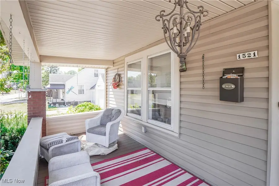 1521 Gibbs Ne Avenue, Canton, OH 44705 - Image #2