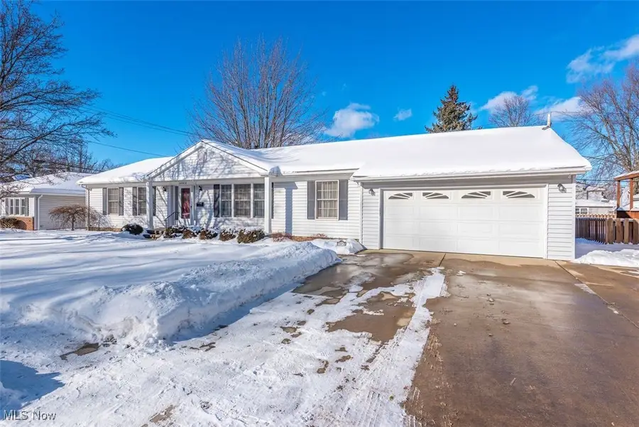 20950 Woodstock Avenue, Fairview Park, OH 44126 - #3