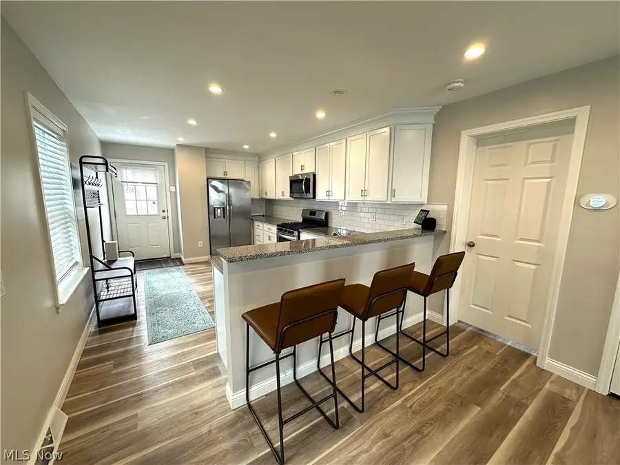 4433 Fenwick Avenue, Cleveland, OH 44113 - #3