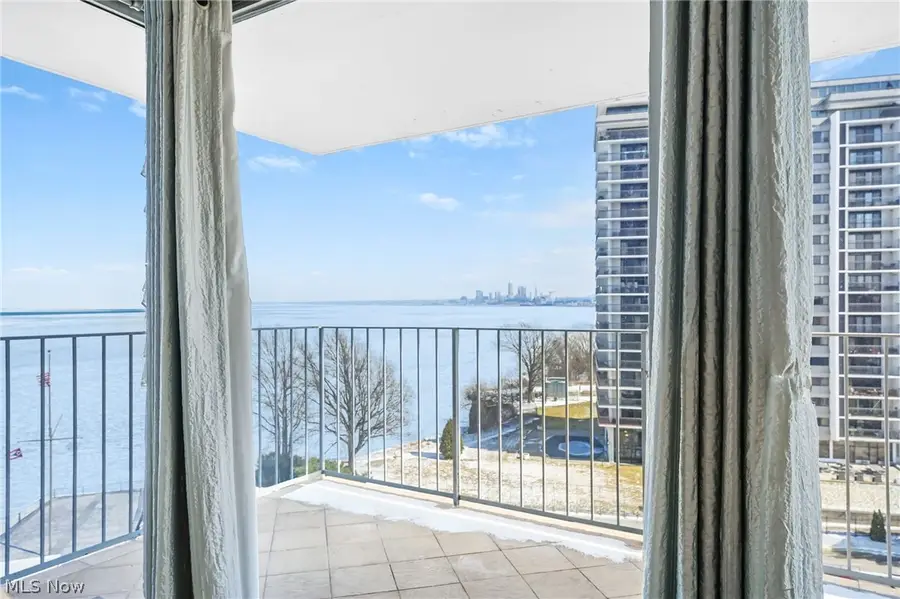 12700 Lake Avenue #1107, Lakewood, OH 44107 - #3