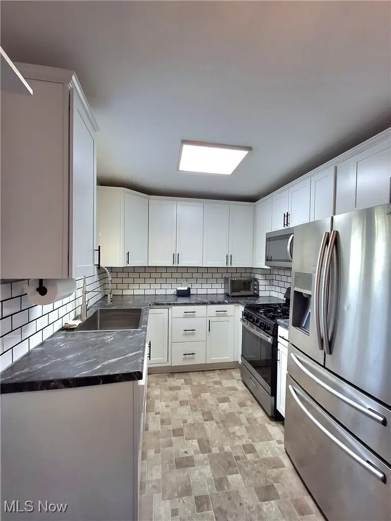 349 Elm Street, Wadsworth, OH 44281 - #3