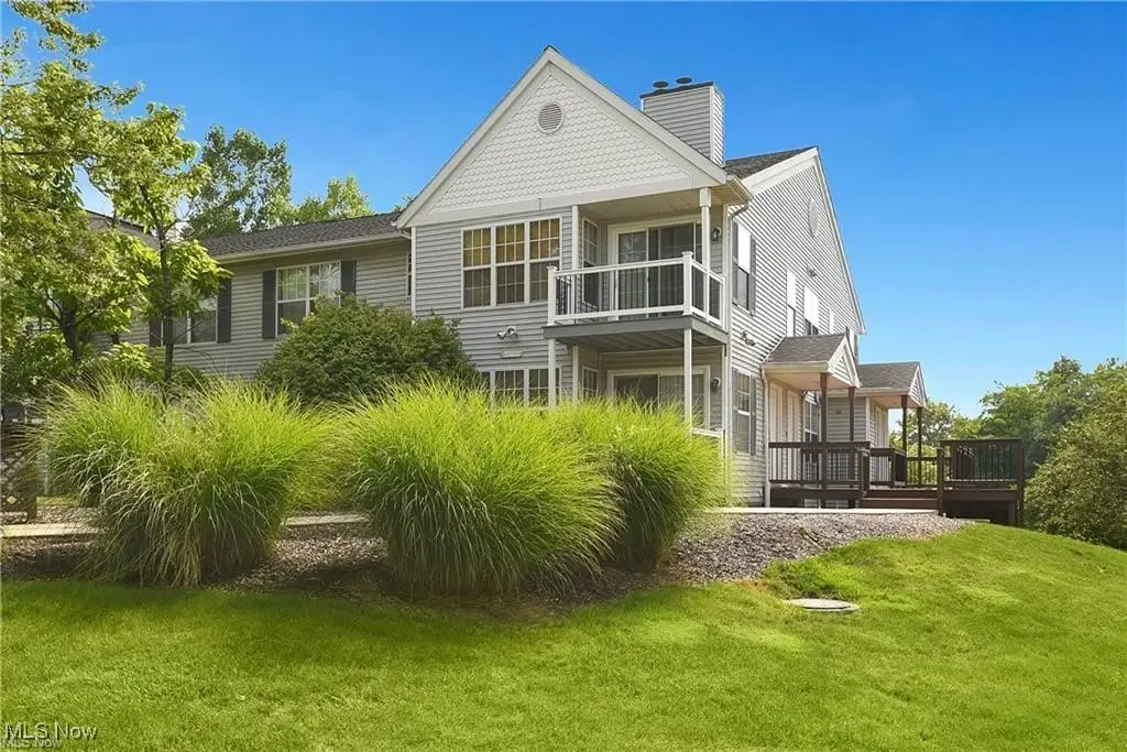 1408 Stoney Run #148, Broadview Heights, OH 44147 - Image #1