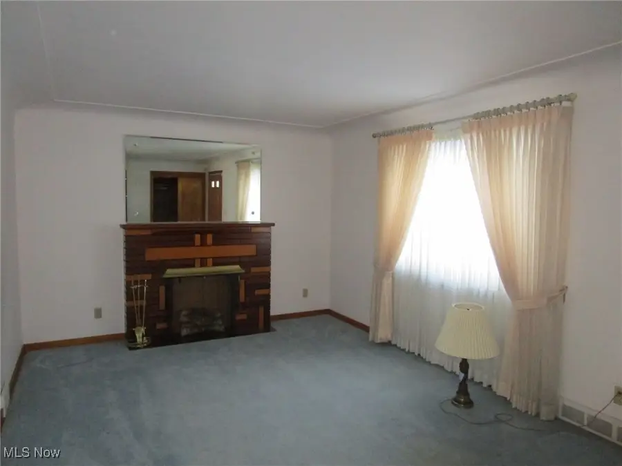 2921 Decamp Road, Youngstown, OH 44511 - #2