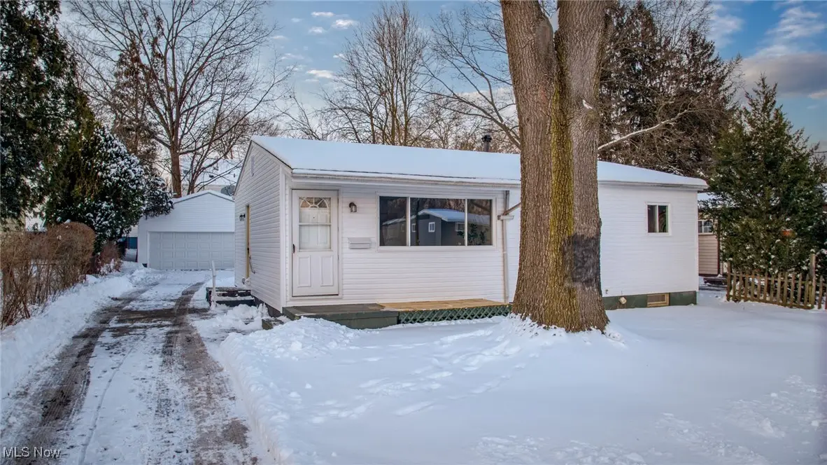 835 Carnegie Avenue, Akron, OH 44314 - Image #1