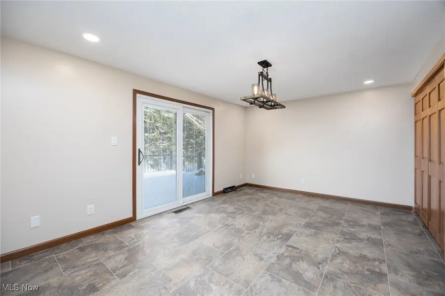 9894 Silvercreek Road, Wadsworth, OH 44281 - Image #3