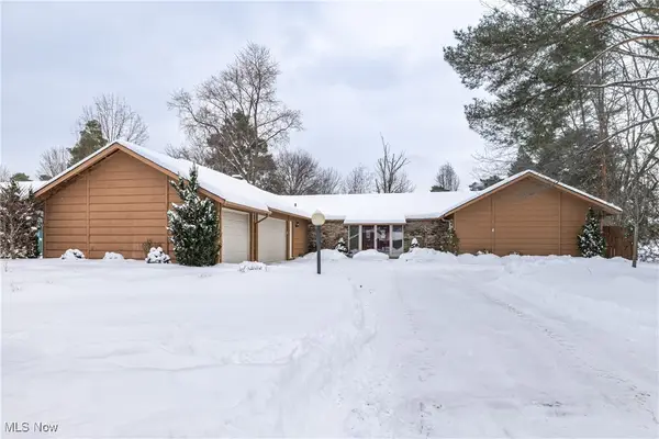 12393 Woodbriar Circle, Strongsville, OH 44136