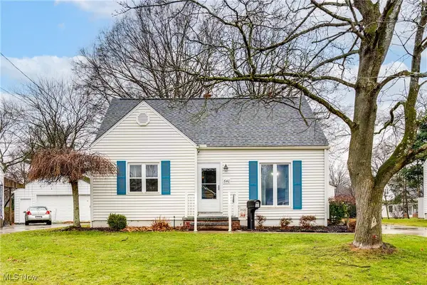 640 E Lake Avenue, Barberton, OH 44203